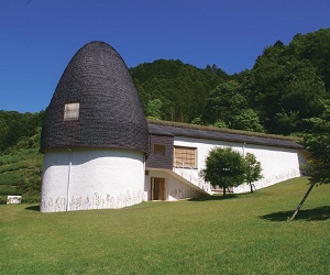 ねむの木こども美術館 どんぐり